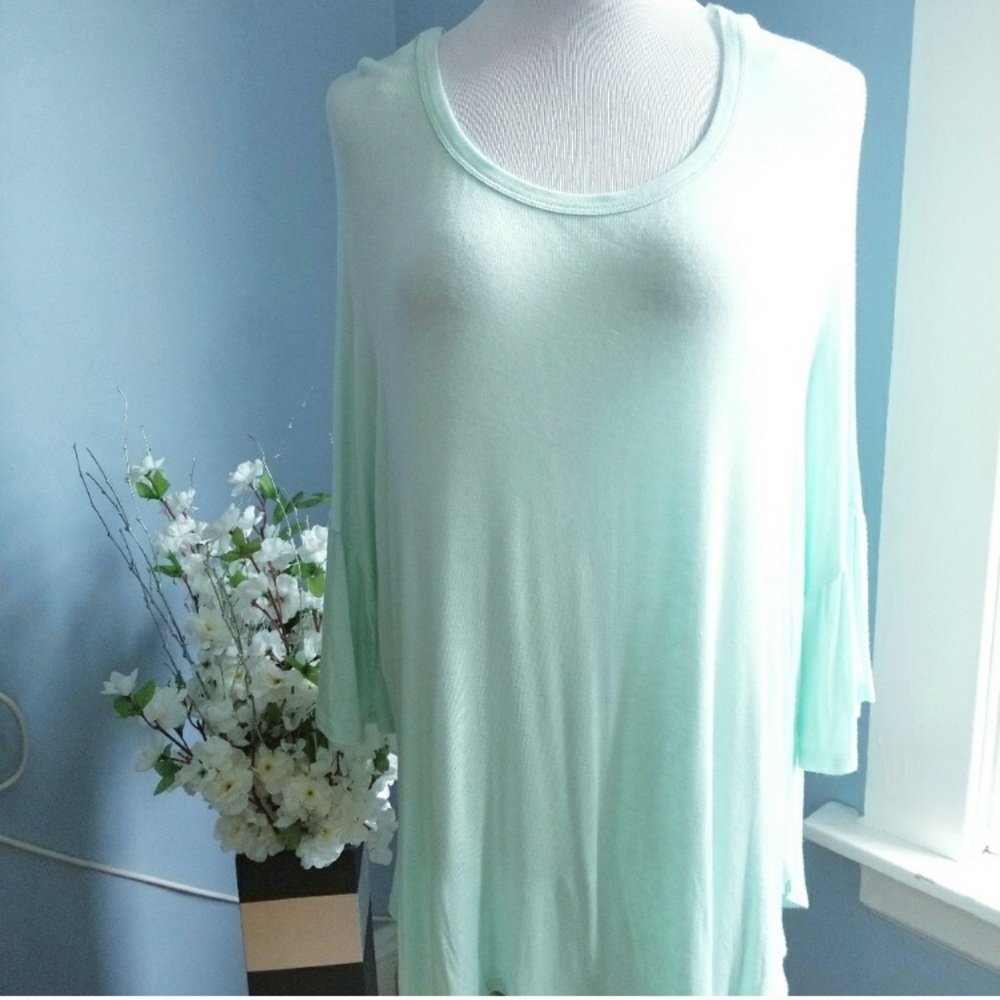 Mint Babydoll 3/4 Bell Sleeve Top - Picture 7 of 9